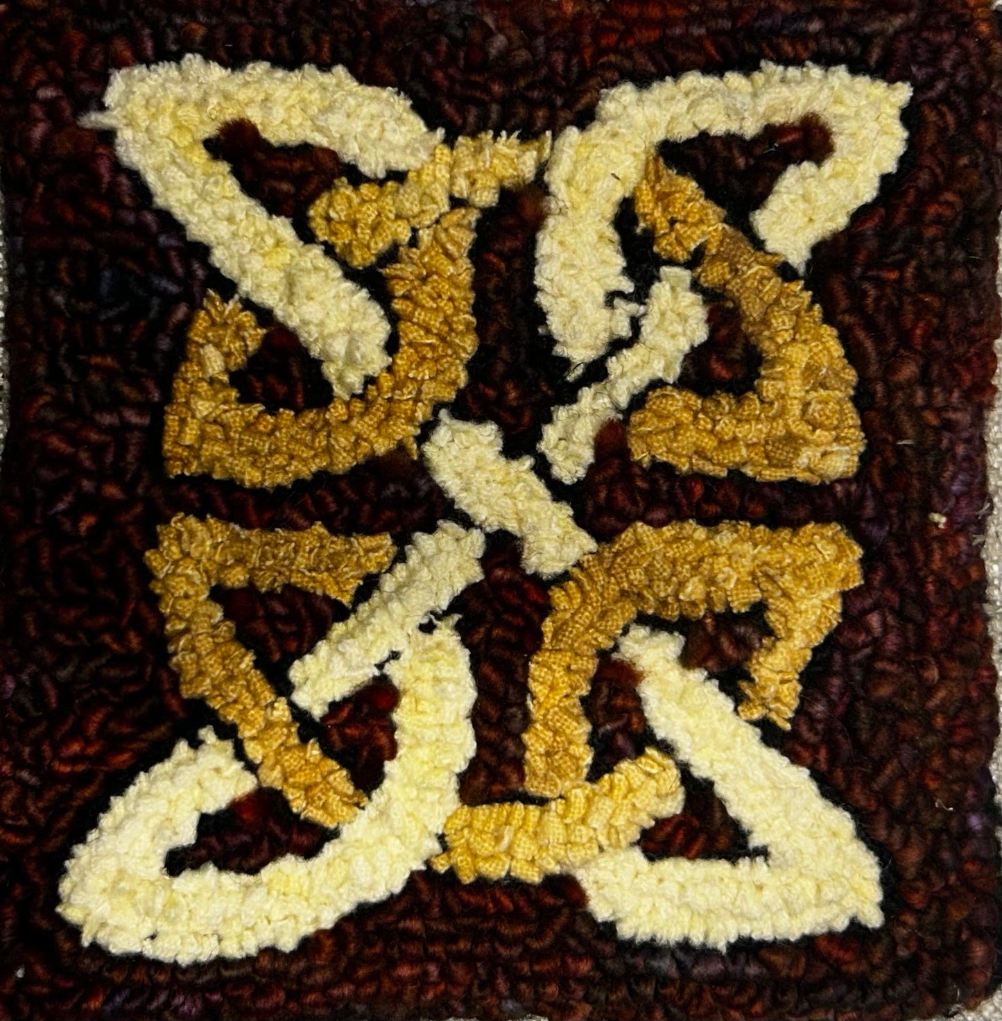Dara Knot #2 - linen pattern - 11.5 x 11.5 approx